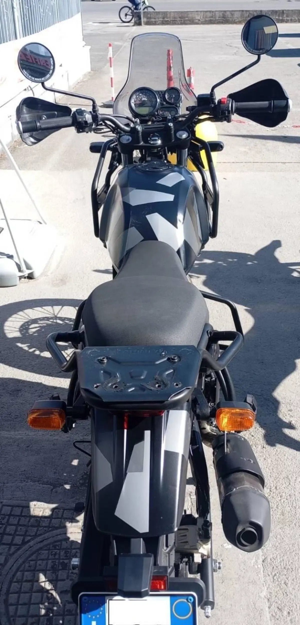 Royal Enfield Himalayan 411 (2021 - 24) (19)
