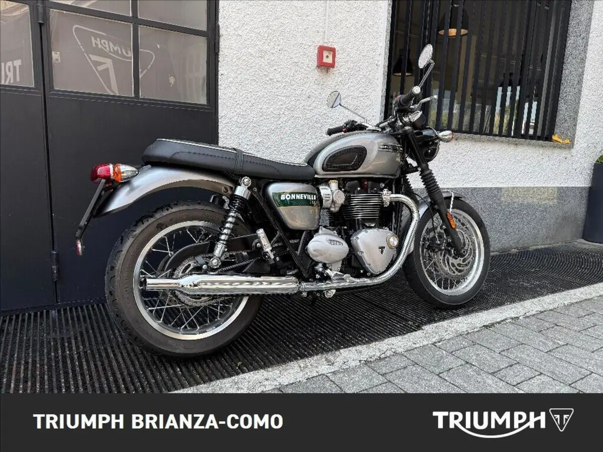 Triumph Bonneville T120 Gold Line Edition (2022 - 23) (3)