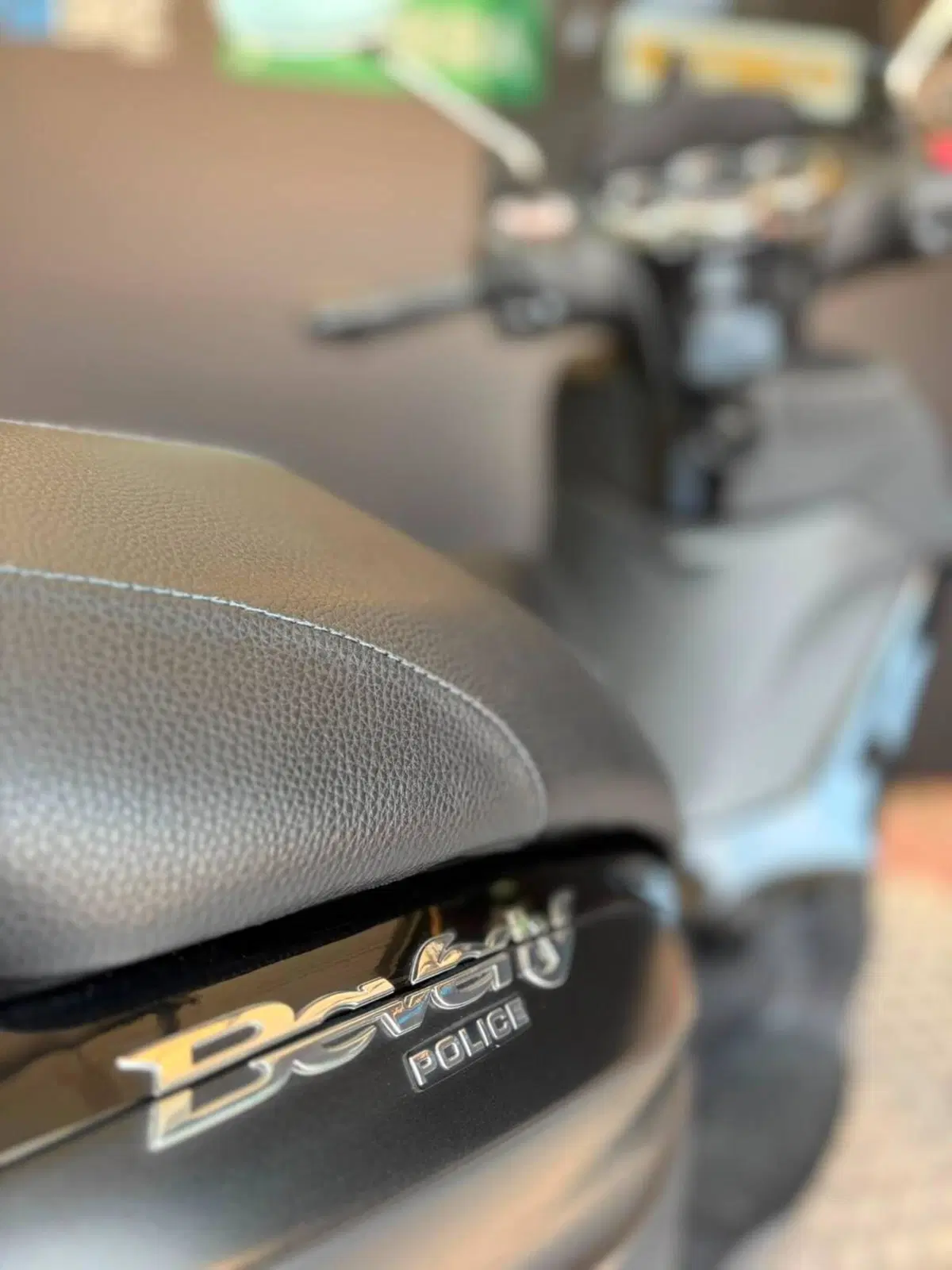 Piaggio Beverly 300 i.e. Police ABS-ASR (2017 - 20) (7)