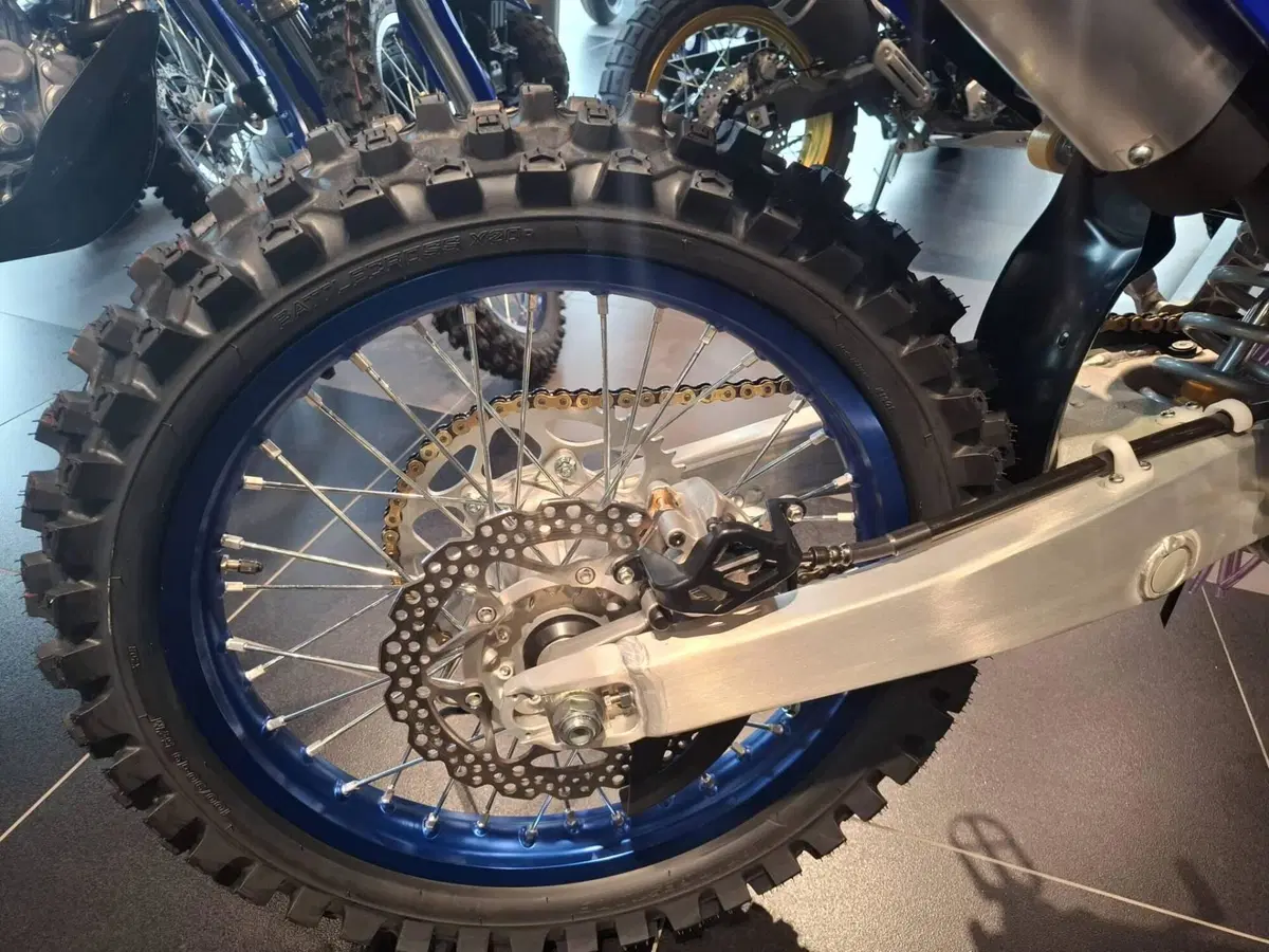 Yamaha YZ 125 (2026) (5)