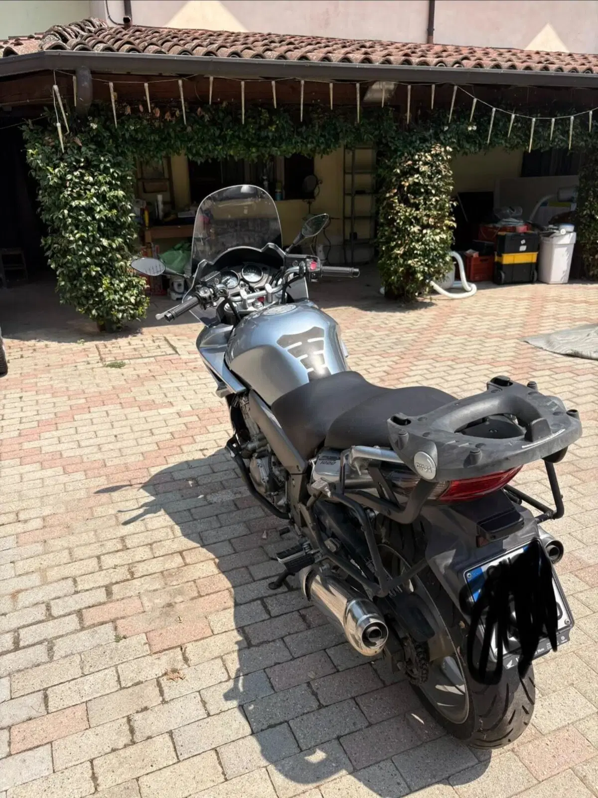 Honda CBF 600 (2004 - 06) (4)