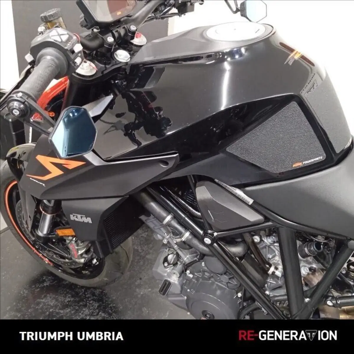 KTM 1290 Super Duke R (2019) (5)