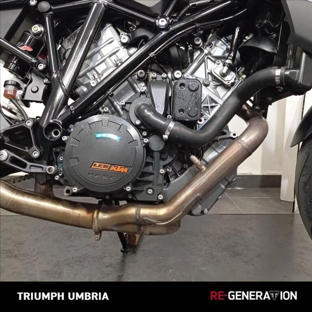 KTM 1290 Super Duke R (2019) (12)