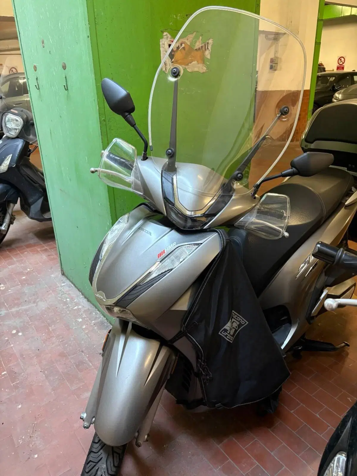 Honda SH 350 (2021 - 24) (3)