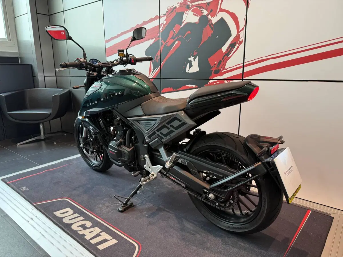 Swm Gran Milano 500 (2026) (9)