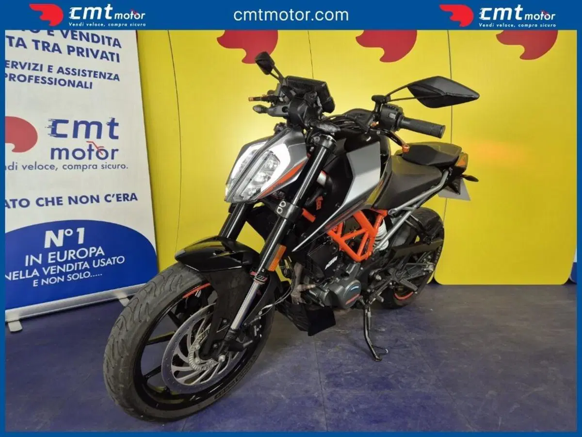 KTM 125 Duke (2021 - 23) (2)