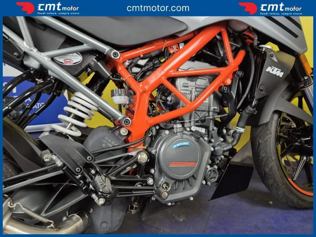 KTM 125 Duke (2021 - 23) (11)