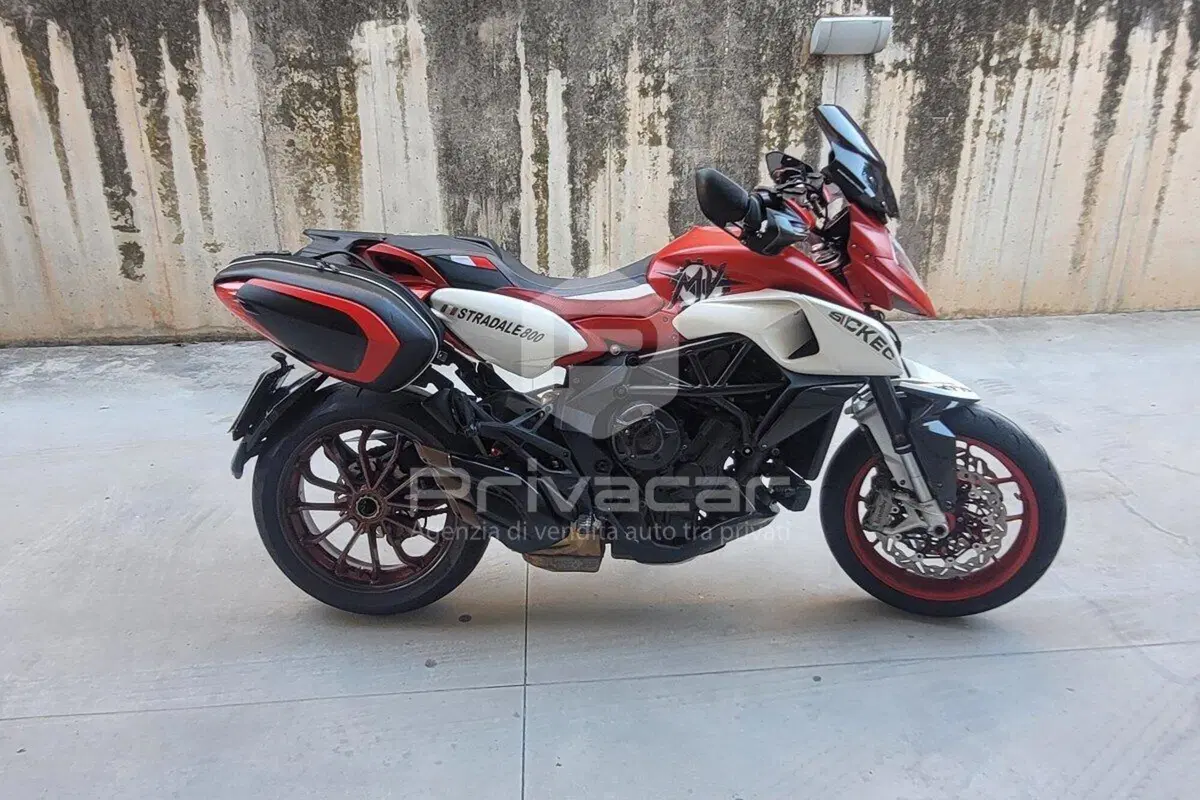 MV Agusta Stradale 800 EAS ABS (2015 - 17) (4)