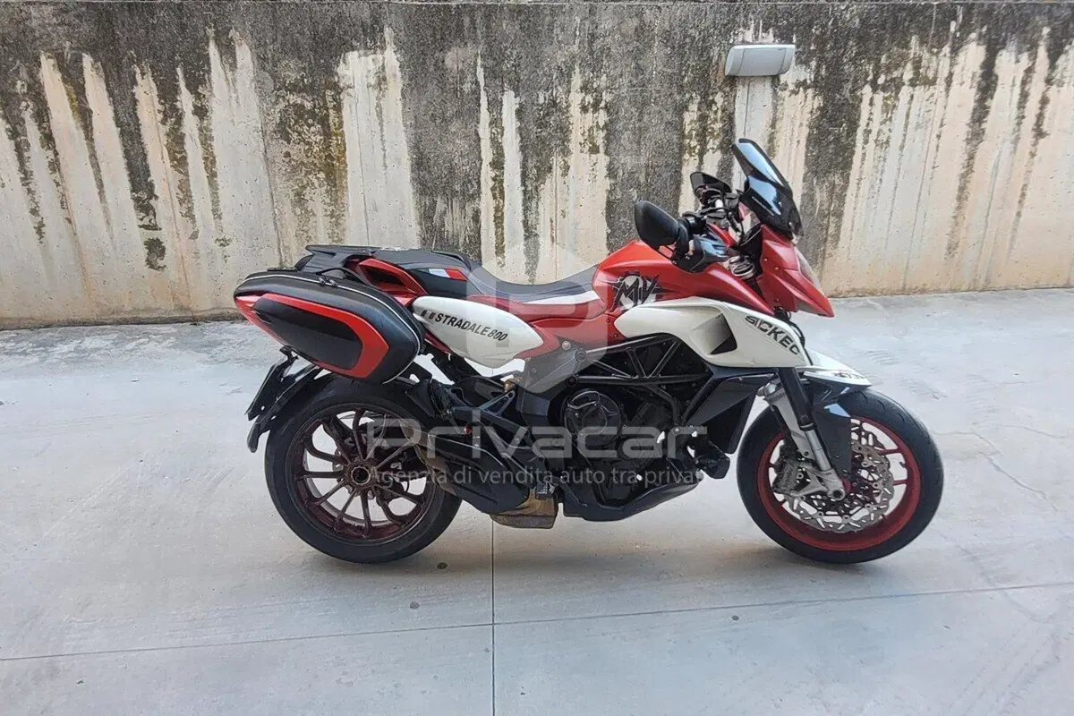 MV Agusta Stradale 800 EAS ABS (2015 - 17) (9)