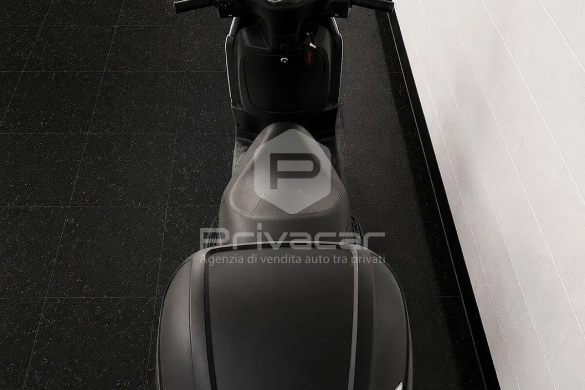 Peugeot Tweet 125i GT (2021 - 25) (9)