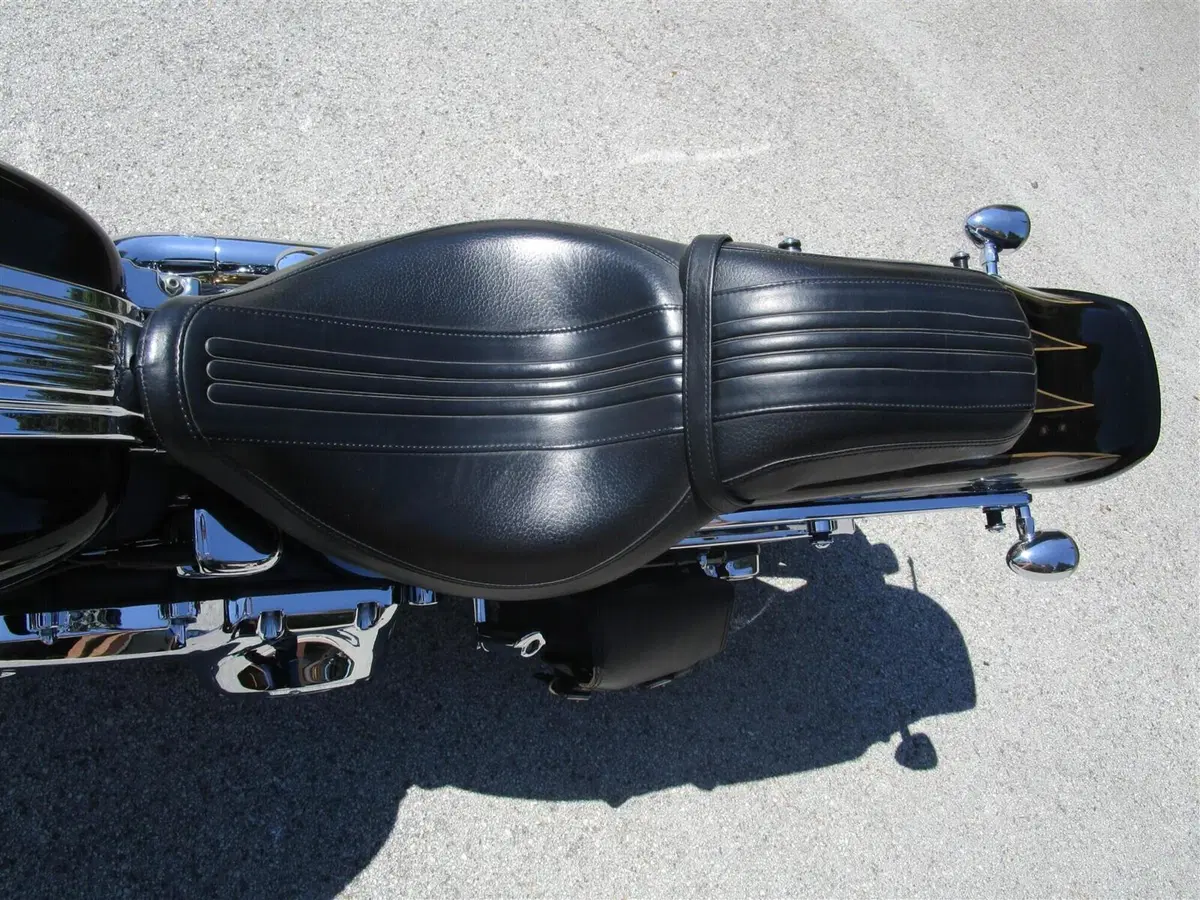 Harley-Davidson 1800 Springer (2009 - 12) - FXSTSSE (10)