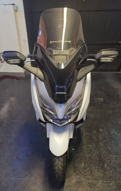 Honda Forza 300 ABS (2018 - 20) usata