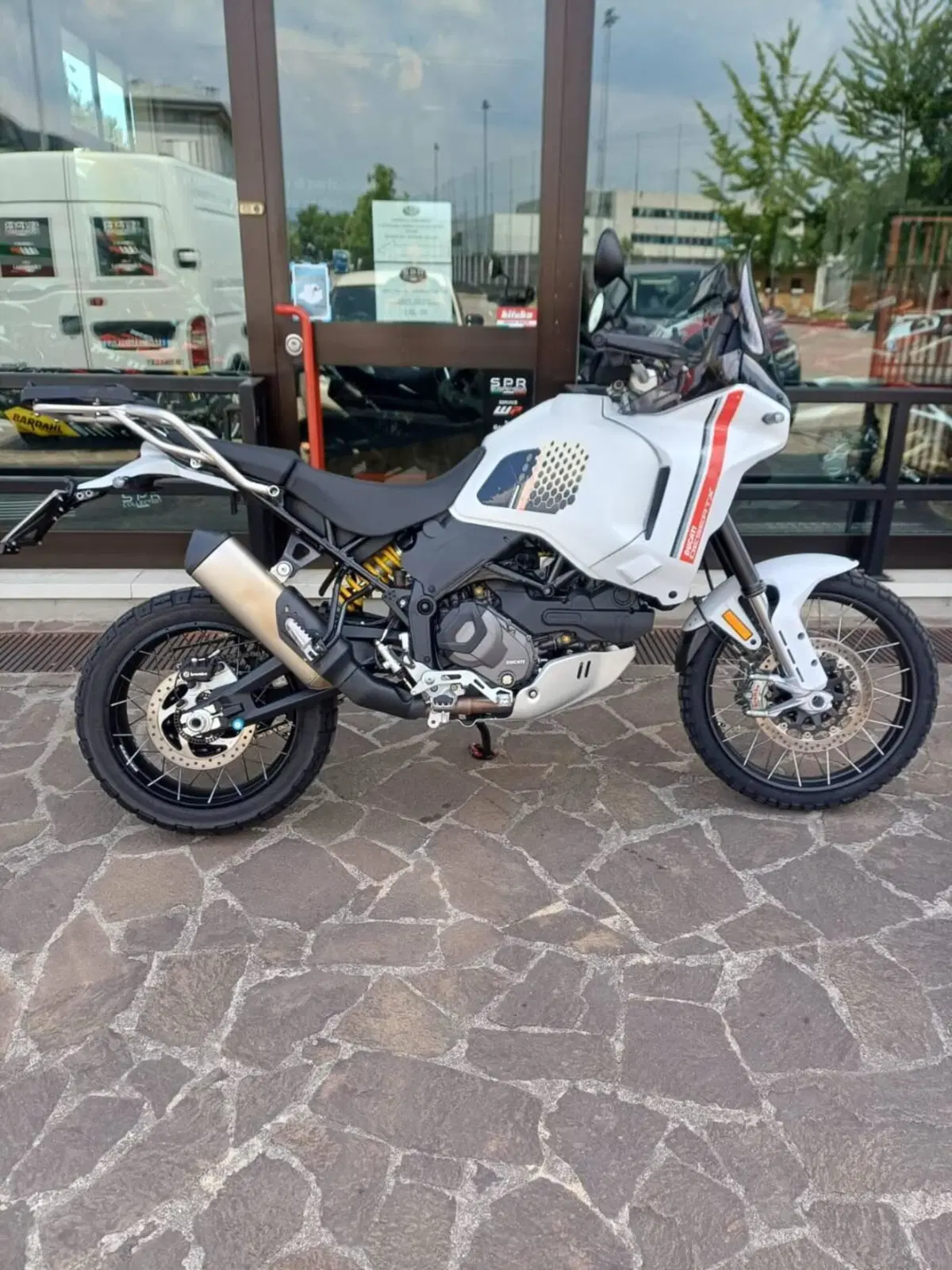 Ducati DesertX (2022 - 25)