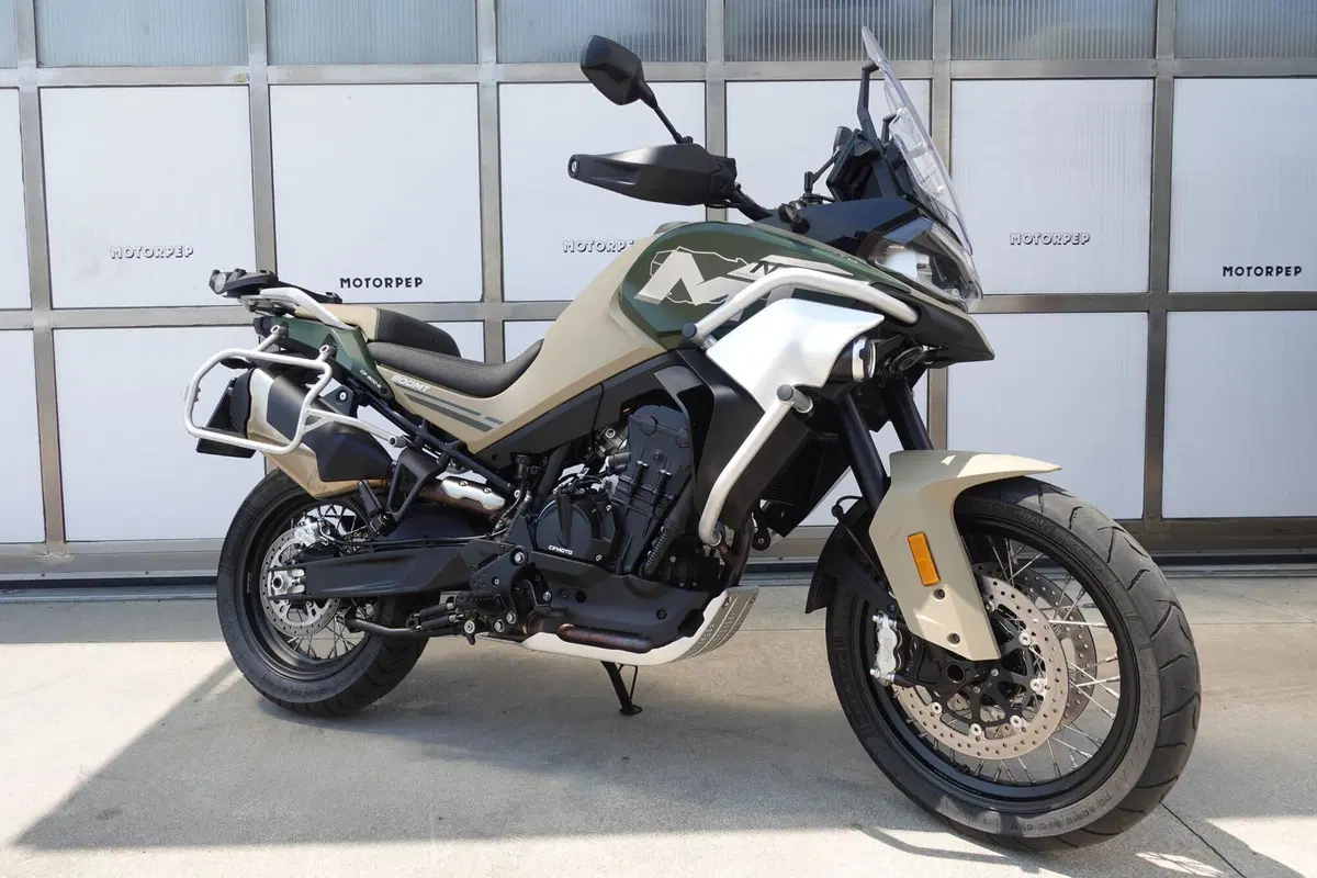 CFMOTO 800MT Limited Edition (2023 - 25)