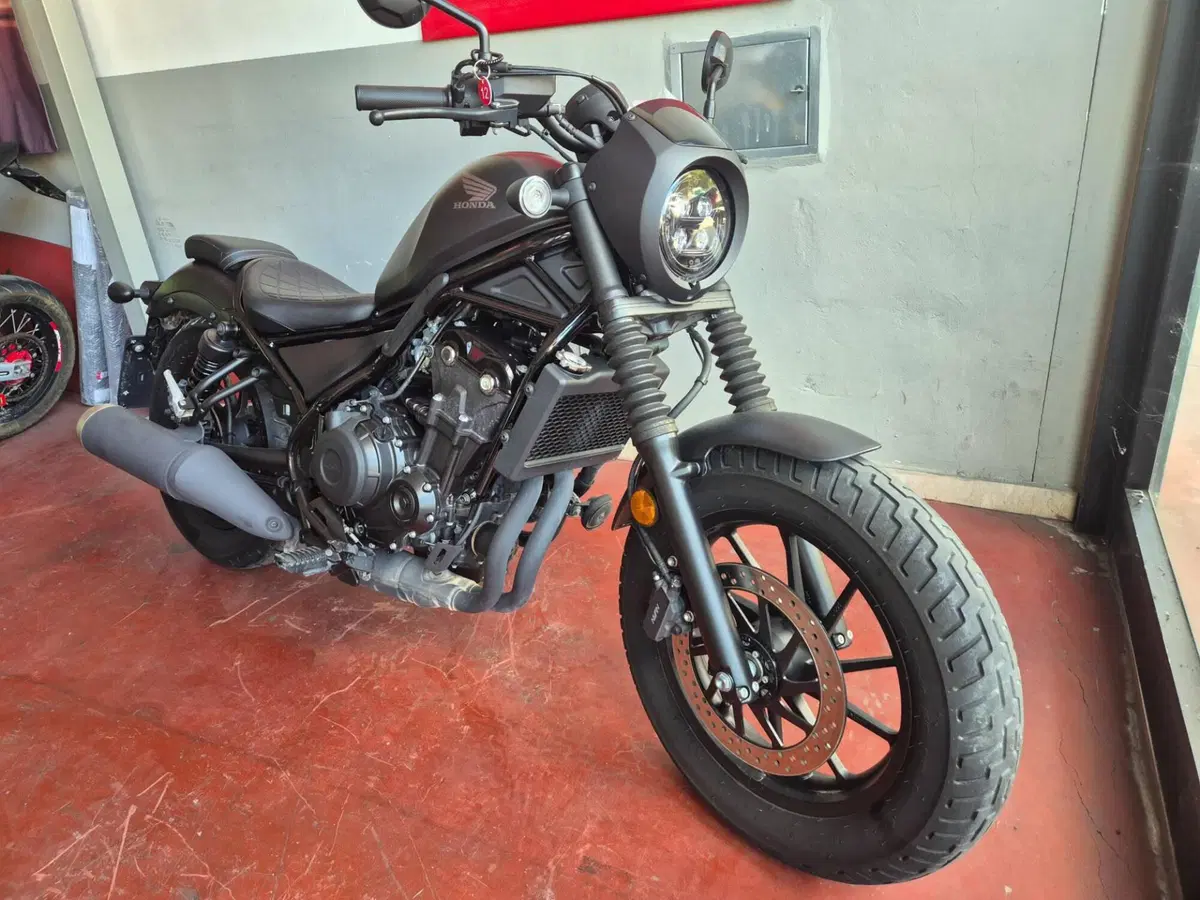 Honda CMX 500 Rebel + Special Edition (2022 - 24) (2)