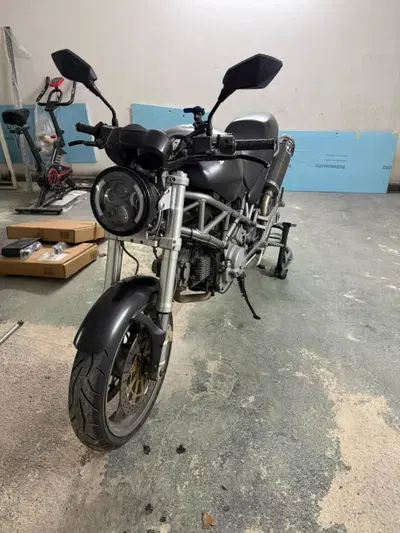 Ducati Monster 620 Dark SD (2003 - 05) usata