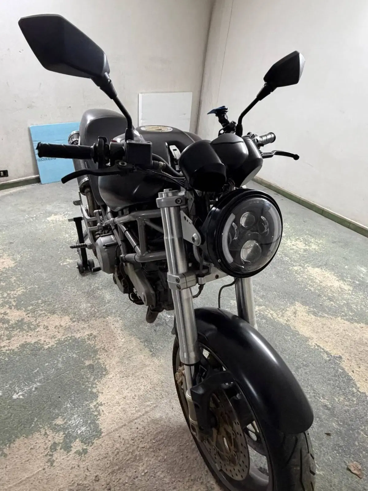 Ducati Monster 620 Dark SD (2003 - 05) (6)