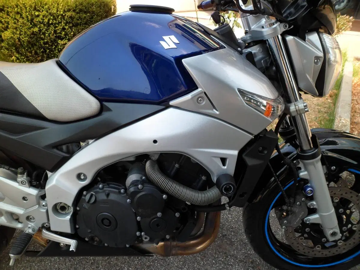 Suzuki GSR 600 (2006 - 11) (9)