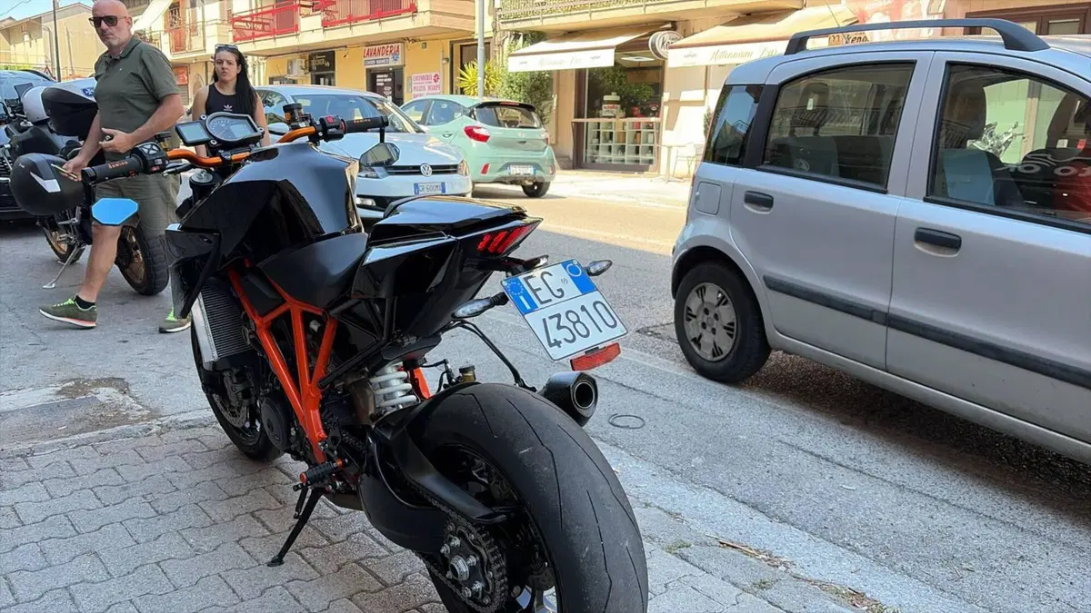 KTM 1290 Super Duke R ABS (2014 - 16) (3)
