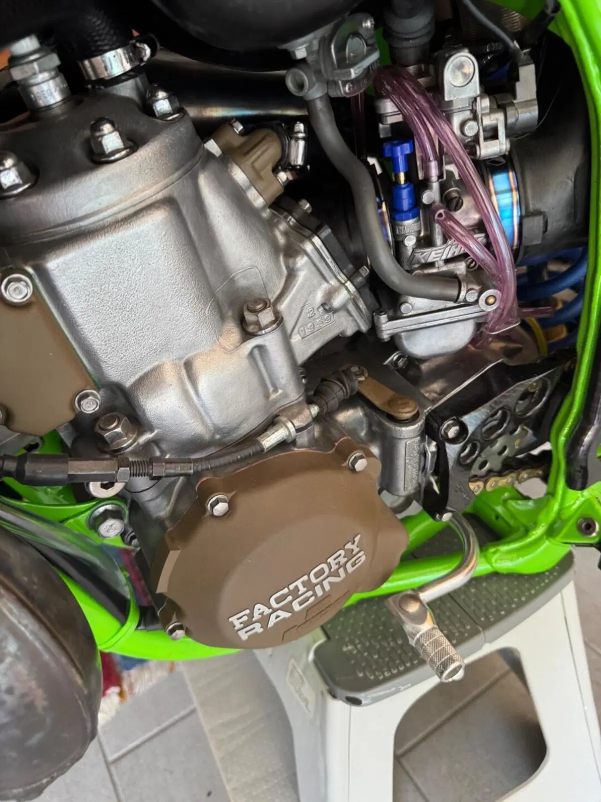 Kawasaki KX250 L4 (2002) (7)