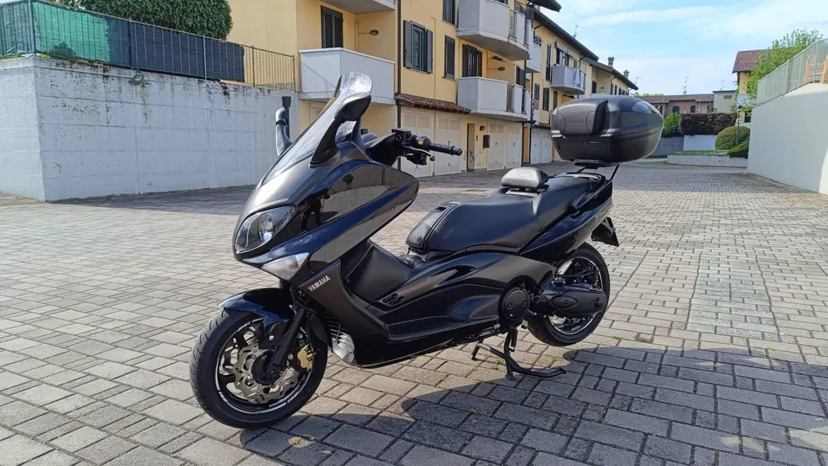 Yamaha T-Max 500 (2004 - 07) (2)