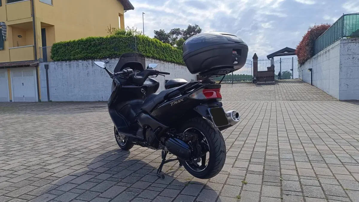 Yamaha T-Max 500 (2004 - 07) (5)