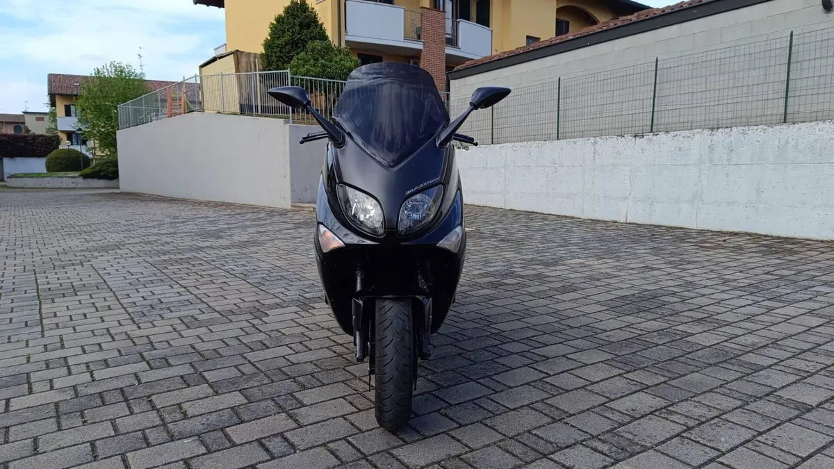 Yamaha T-Max 500 (2004 - 07) (8)
