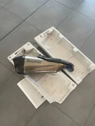 Akrapovic per 990 Duke e 990 Duke R Ktm