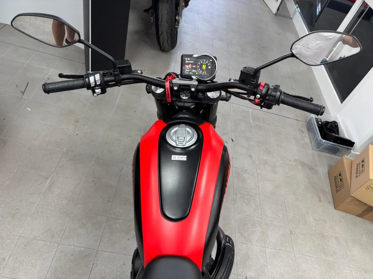 Ducati Scrambler 800 Full Throttle (2023 - 24) (5)