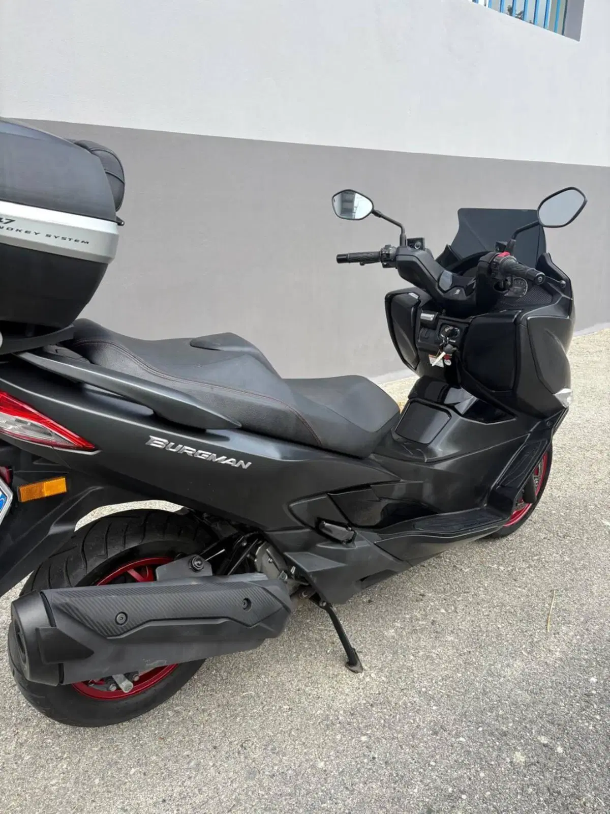Suzuki Burgman AN 400 (2017 - 20) (3)