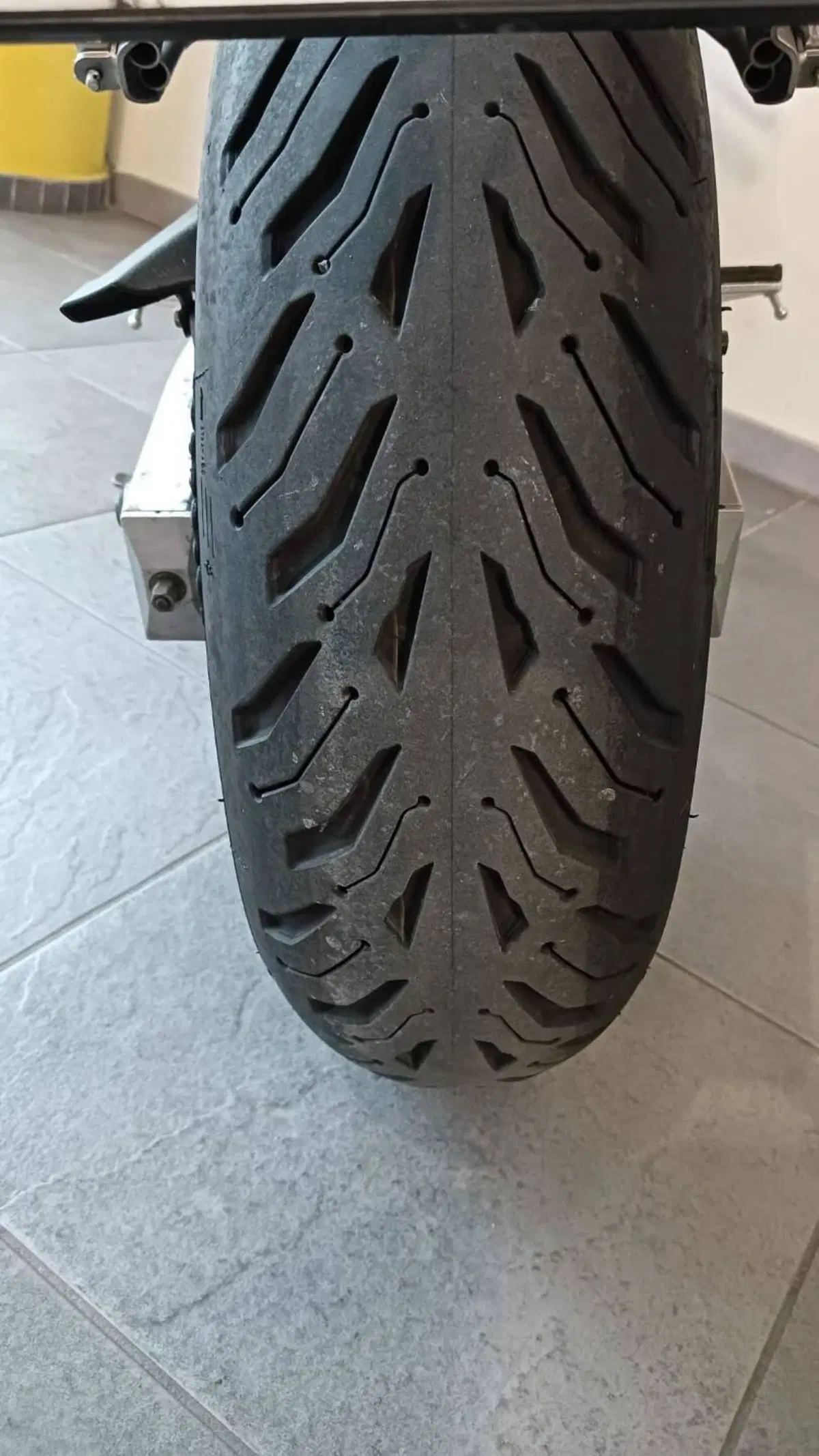 Yamaha FZ6 Fazer (2004 - 07) (8)