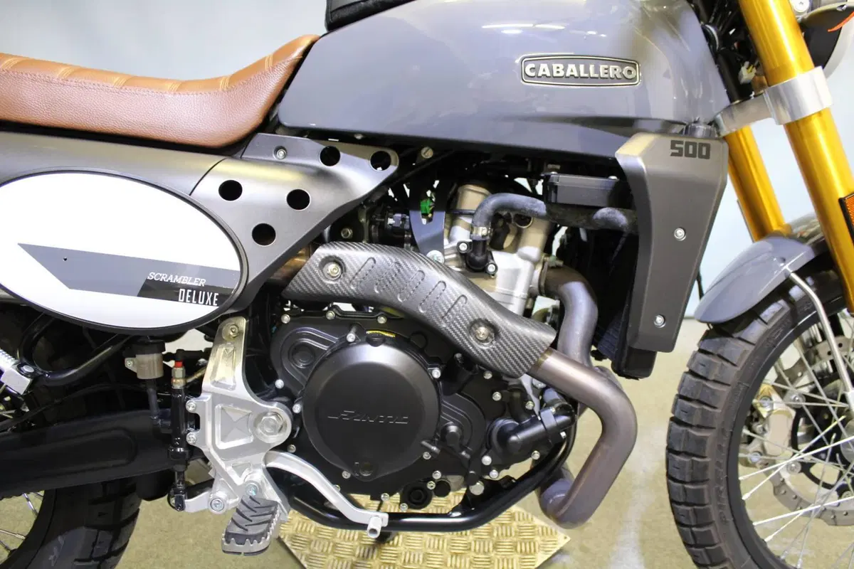 Fantic Motor Caballero 500 Scrambler Deluxe (2021 - 23) (9)