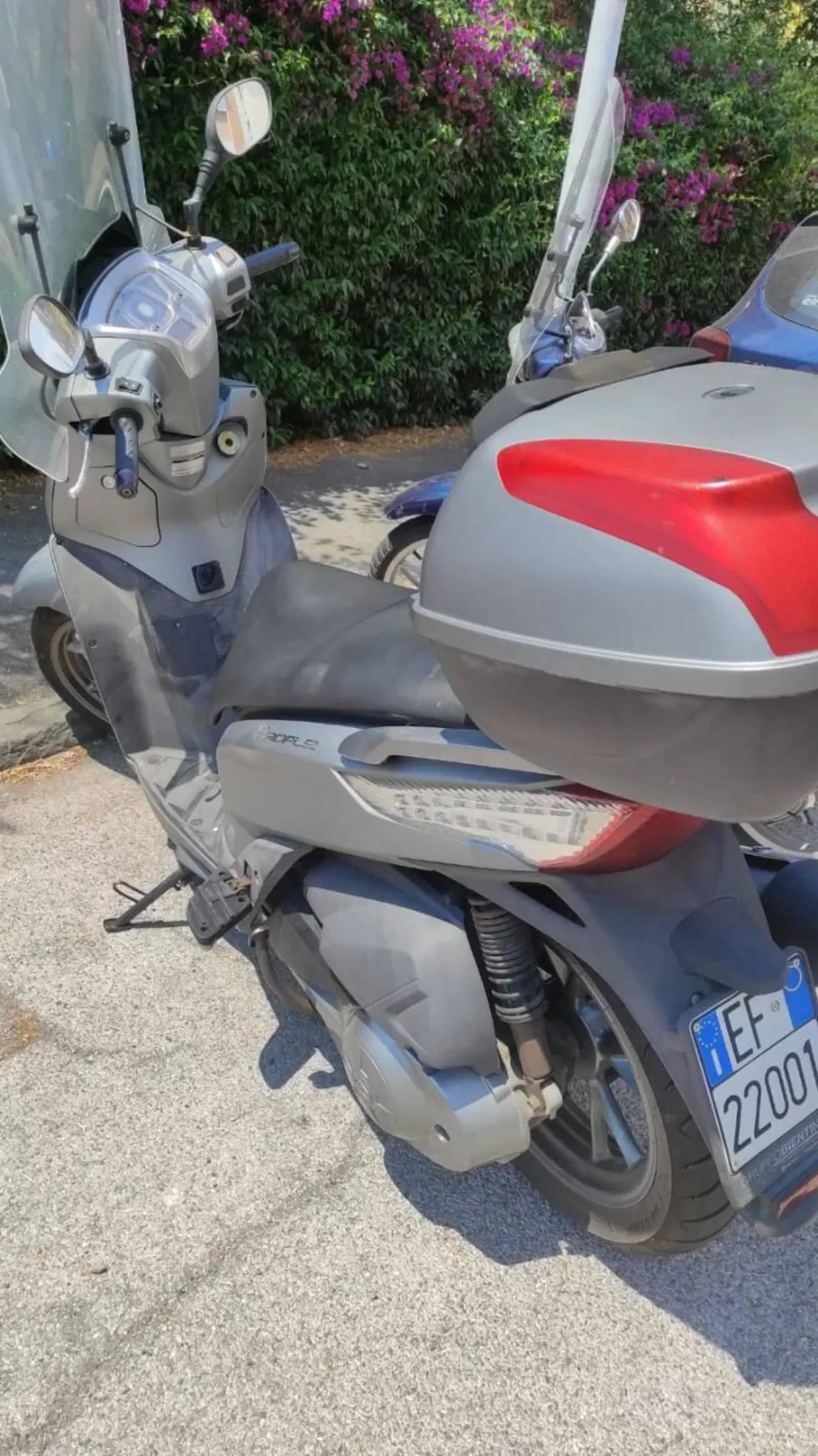 Kymco People 200i GT (2010 - 17) (3)