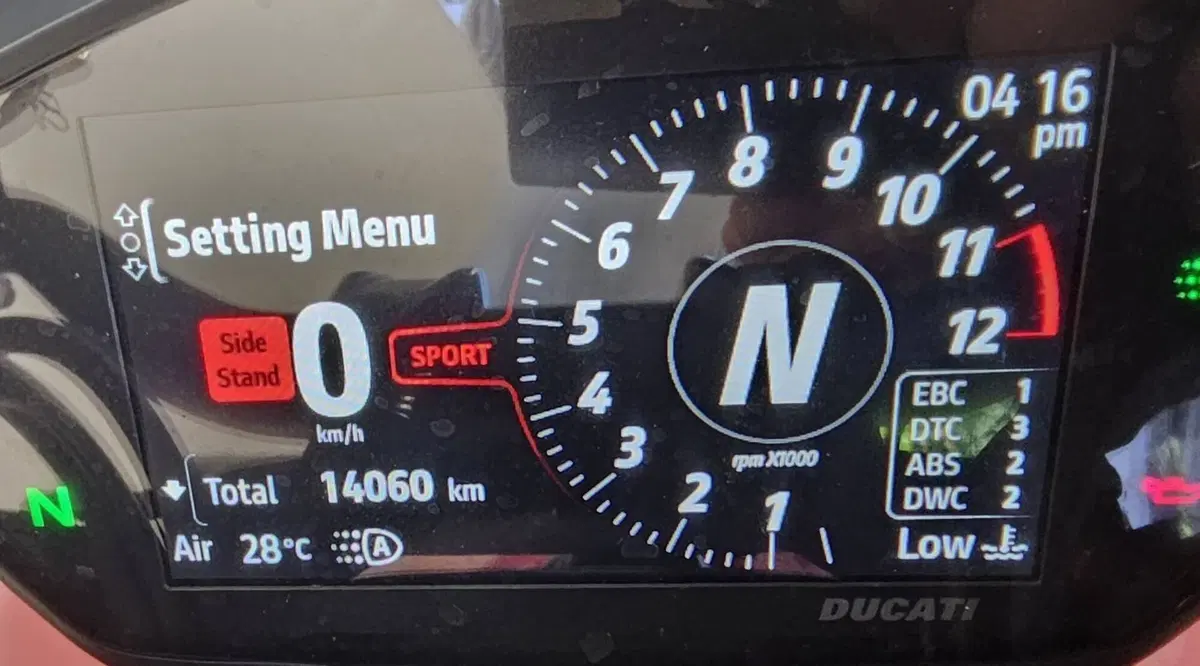 Ducati Streetfighter V2 (2022 - 24) (6)