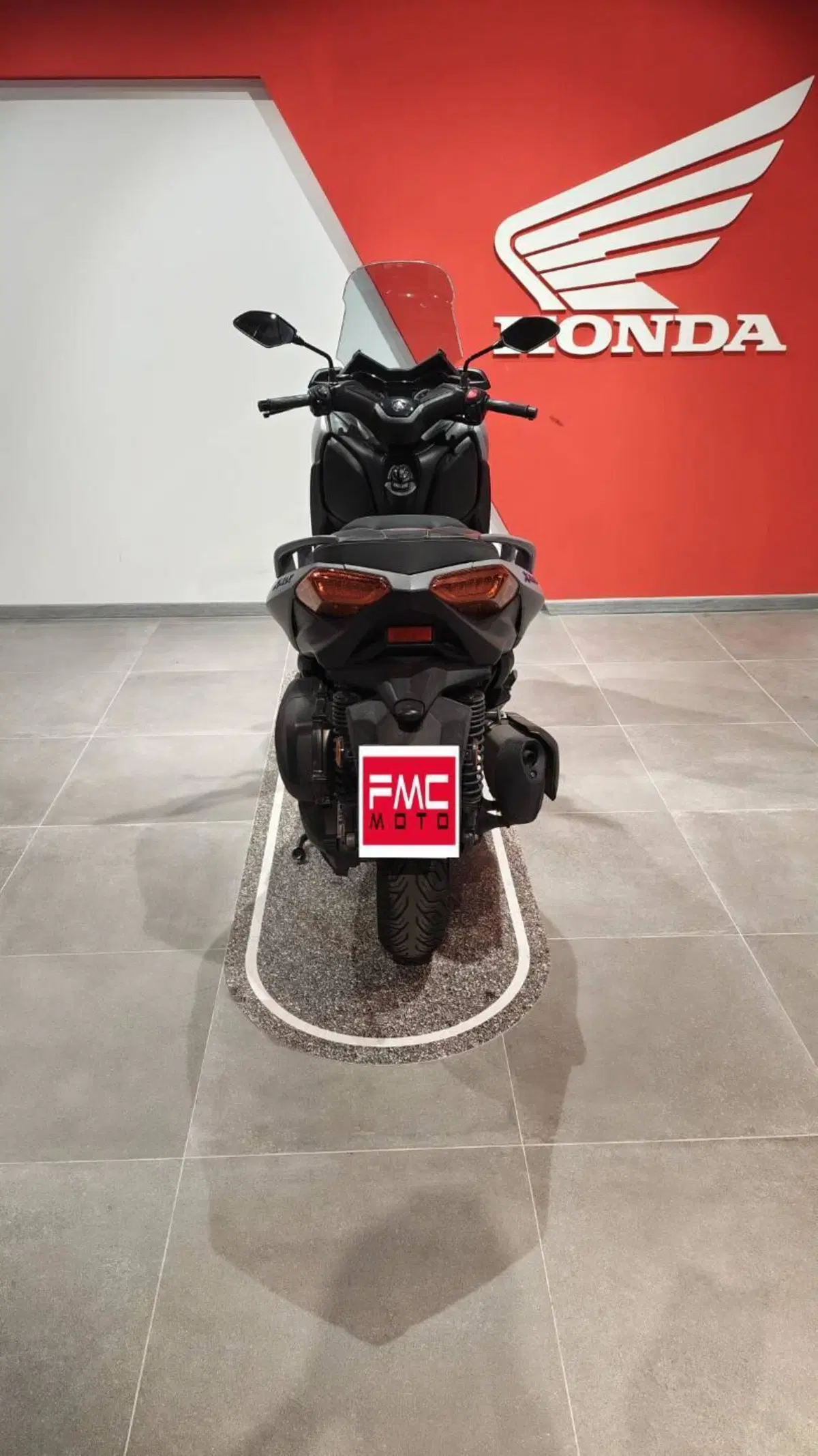 Yamaha X-Max 300 (2021 - 24) (5)