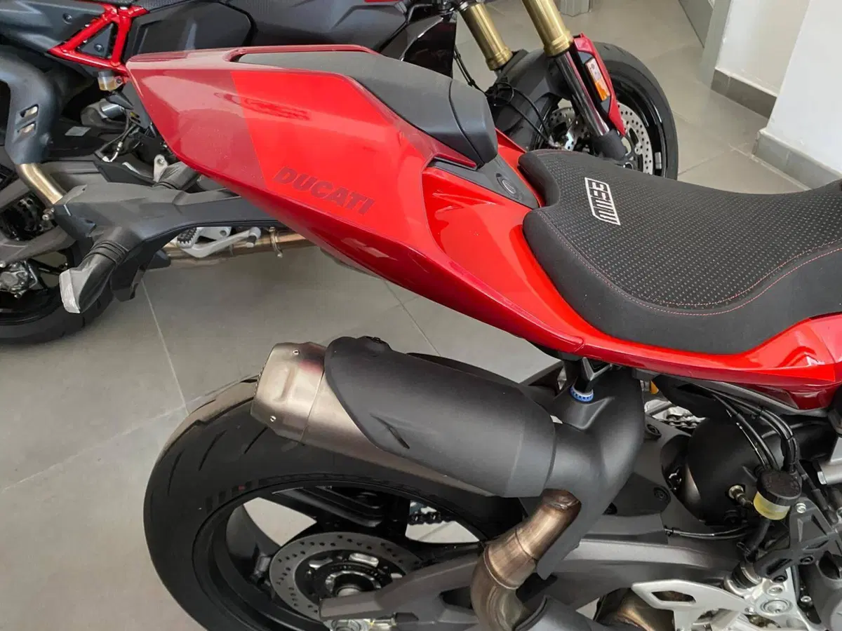 Ducati Panigale V2 MM93 (2026) (6)