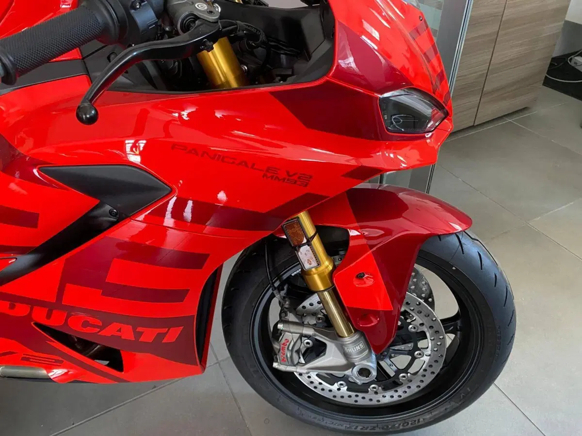 Ducati Panigale V2 MM93 (2026) (5)