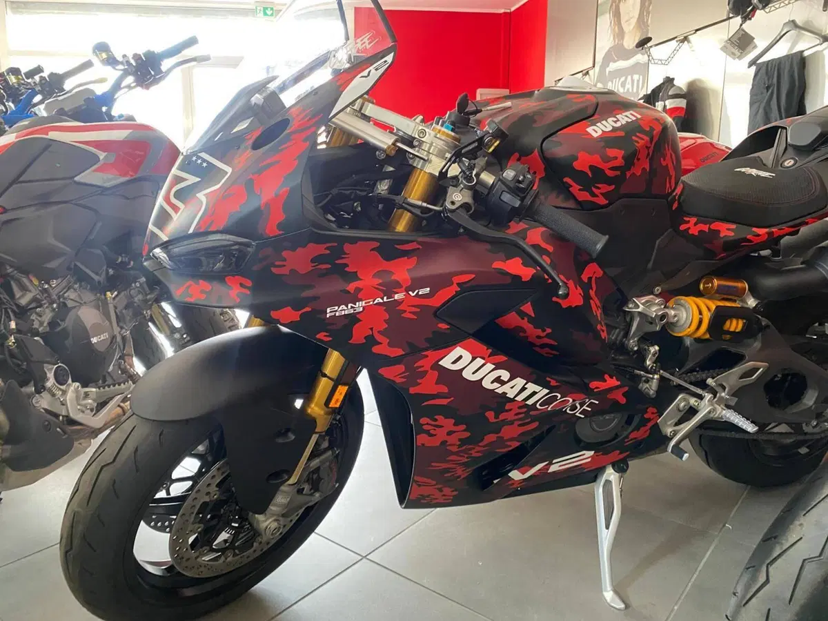 Ducati Panigale V2 FB63 (2026) (5)