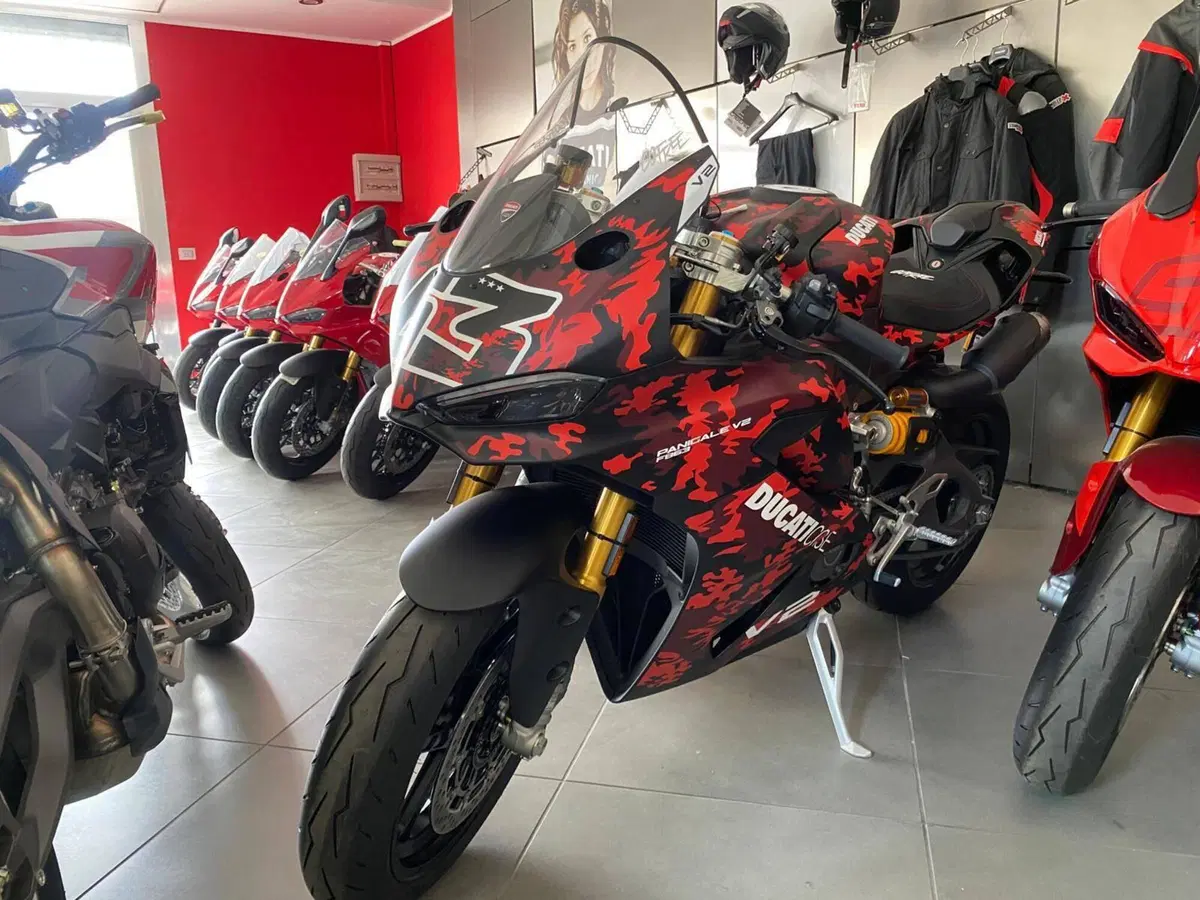 Ducati Panigale V2 FB63 (2026)