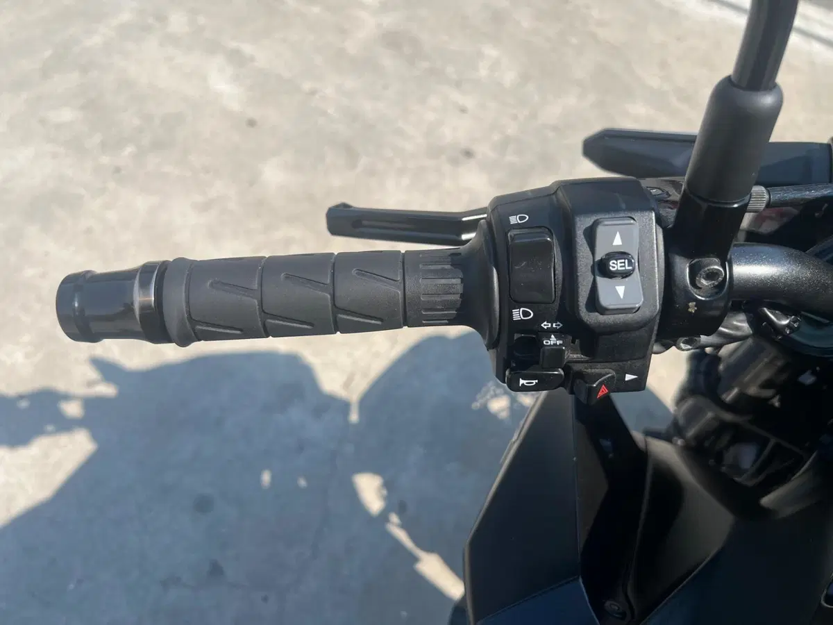 Kawasaki Z 900 (2021 - 24) (14)