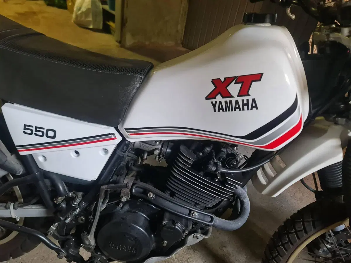 Yamaha XT 550 (2)