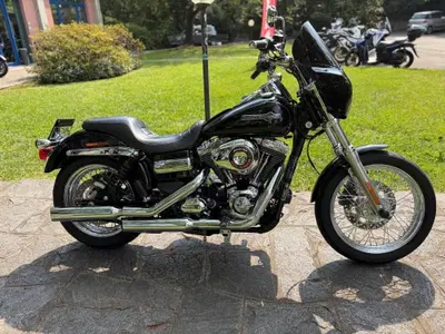 Harley-Davidson 1584 Super Glide Custom (2008 - 13) - FXDC usata