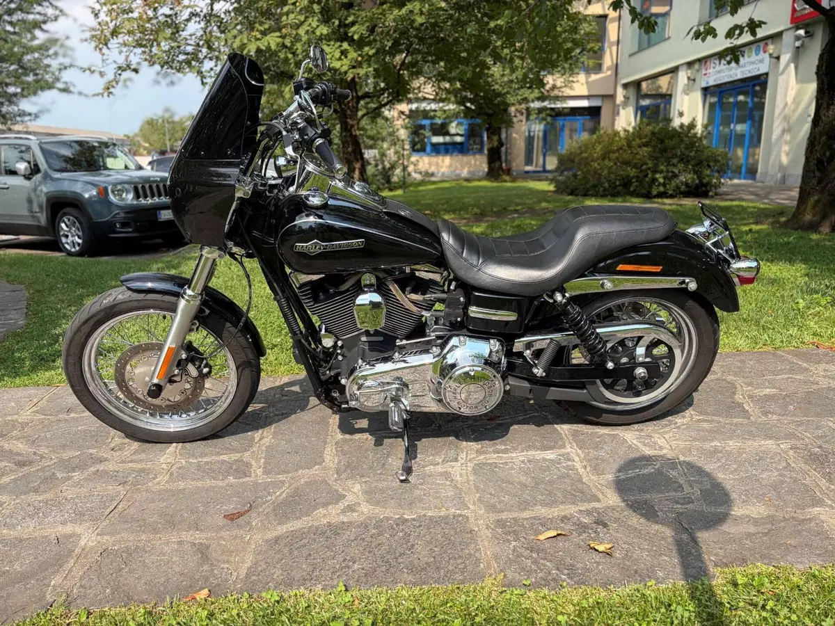 Harley-Davidson 1584 Super Glide Custom (2008 - 13) - FXDC (5)