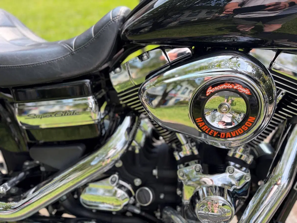 Harley-Davidson 1584 Super Glide Custom (2008 - 13) - FXDC (6)