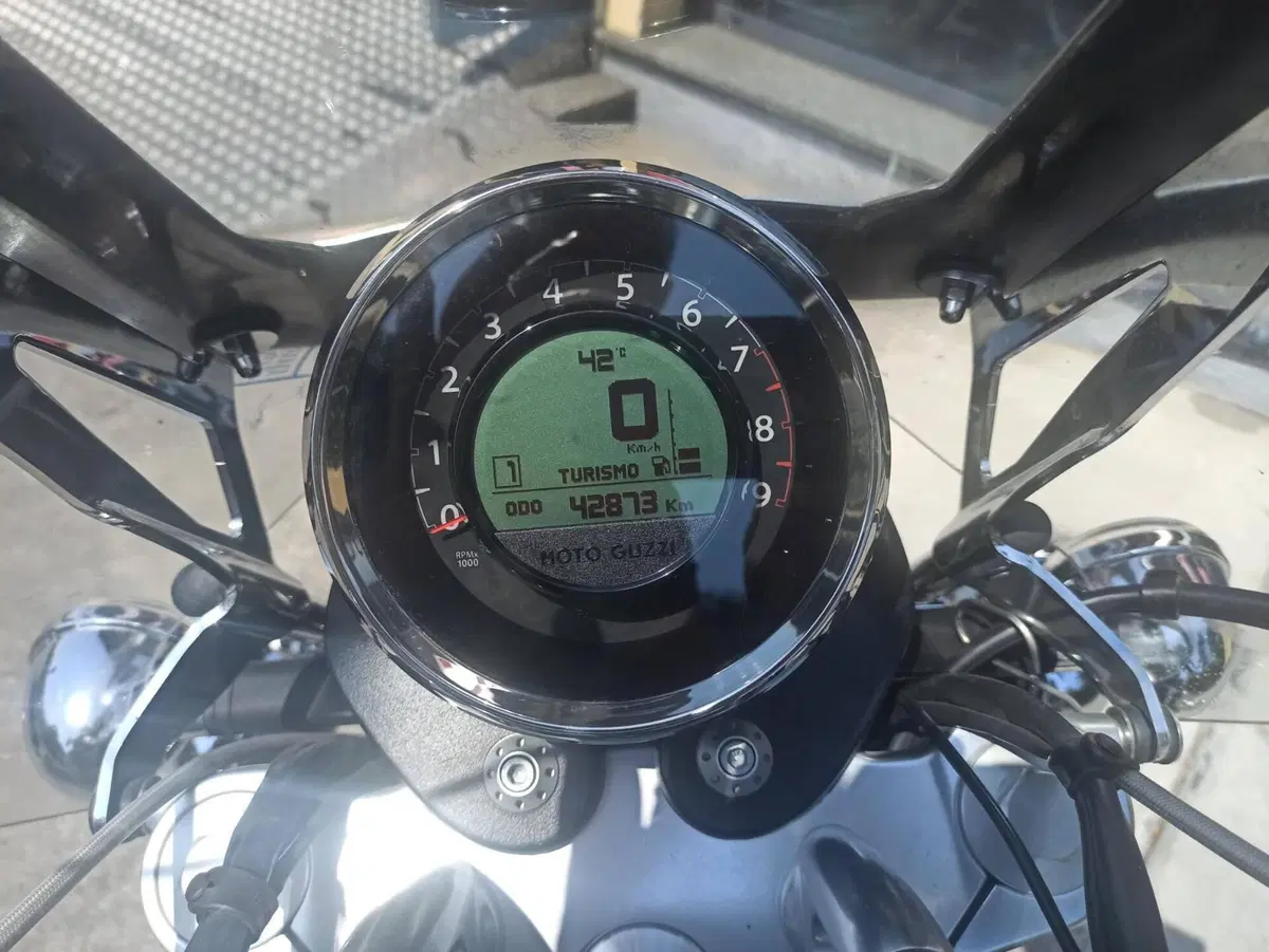 Moto Guzzi California 1400 Touring (2012 - 16) (5)