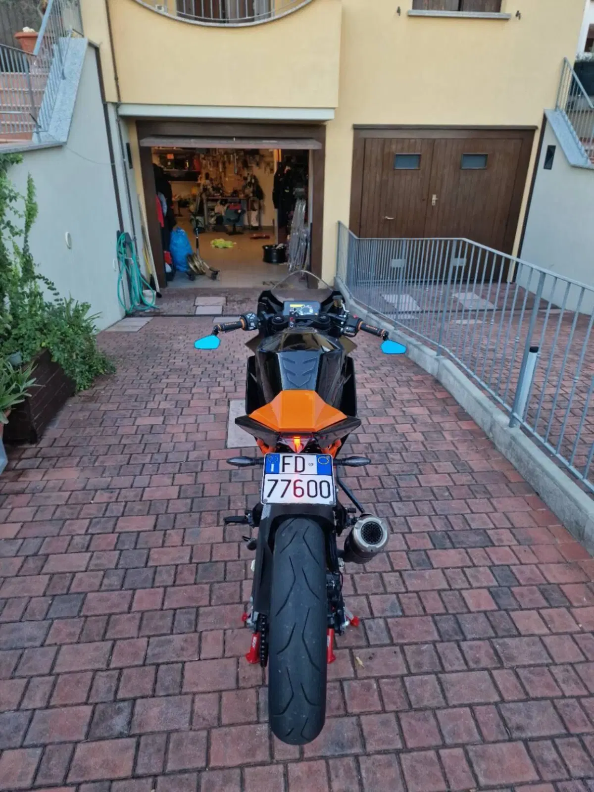 KTM RC 125 (2022 - 26) (2)