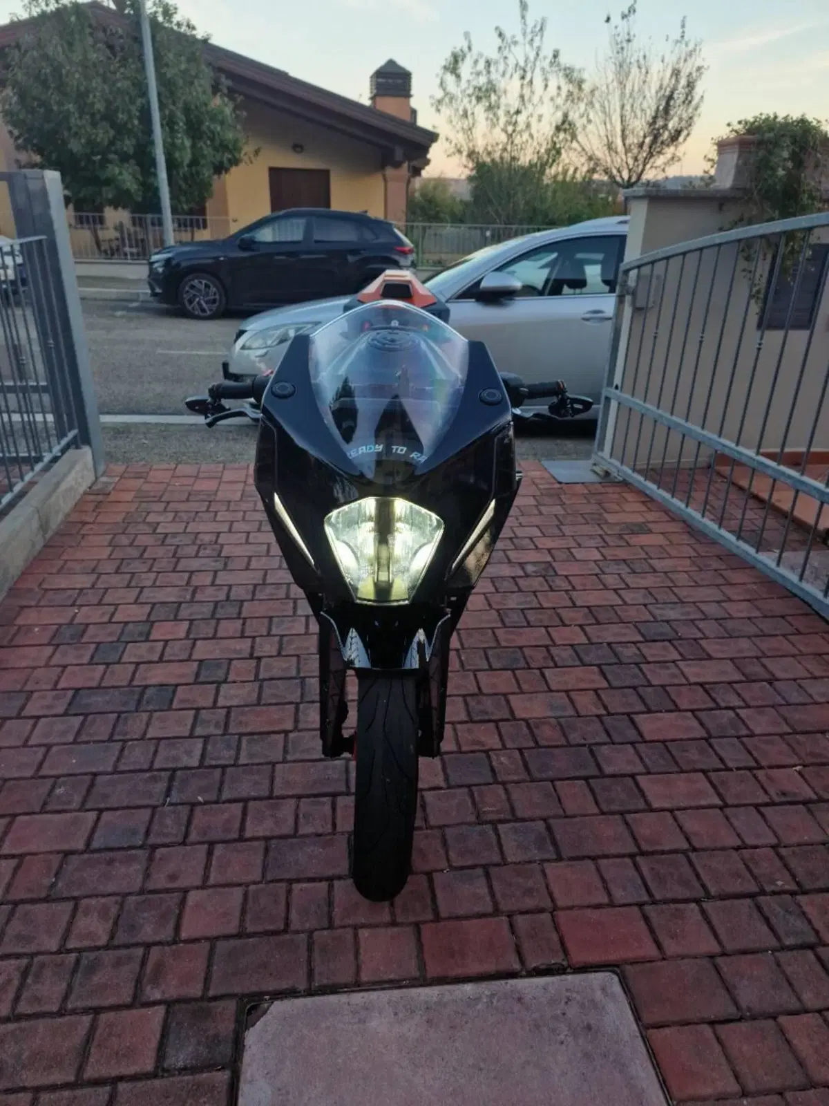KTM RC 125 (2022 - 26) (4)