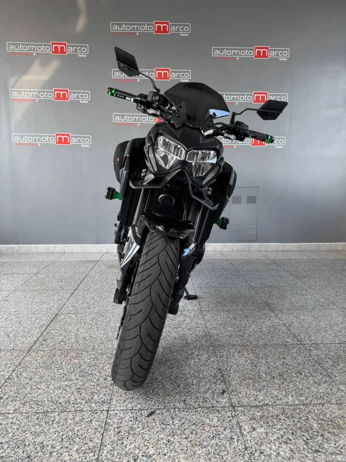 Kawasaki Z 900 Performance (2021 - 24) (2)