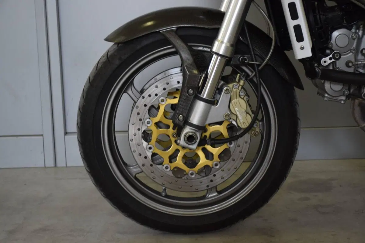 Ducati Monster S4 (2001 - 03) (7)