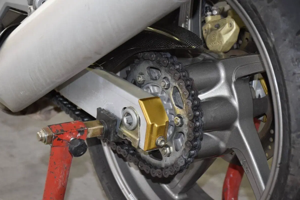 Ducati Monster S4 (2001 - 03) (10)
